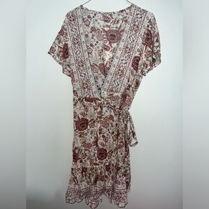 Womens boho short wrap dress 
Size large